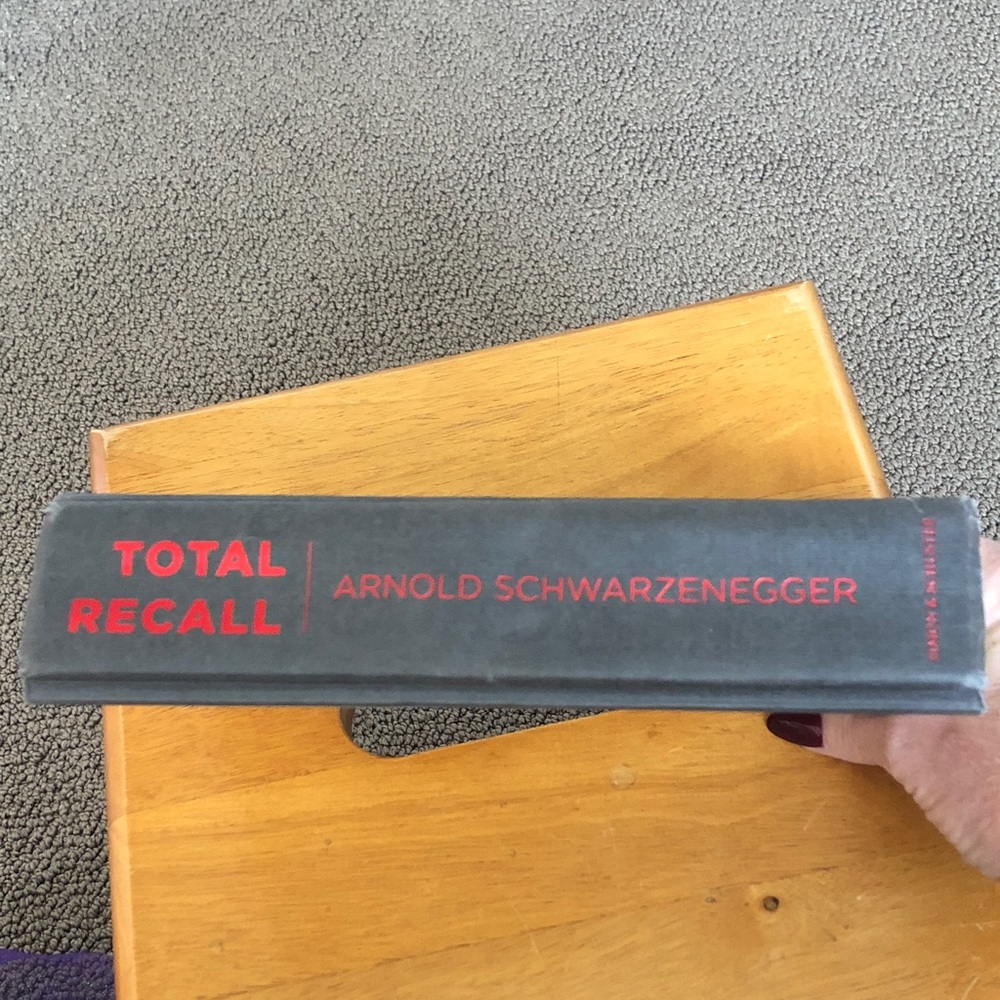 Arnold Schwarzenegger “Total Recall” hard cover book